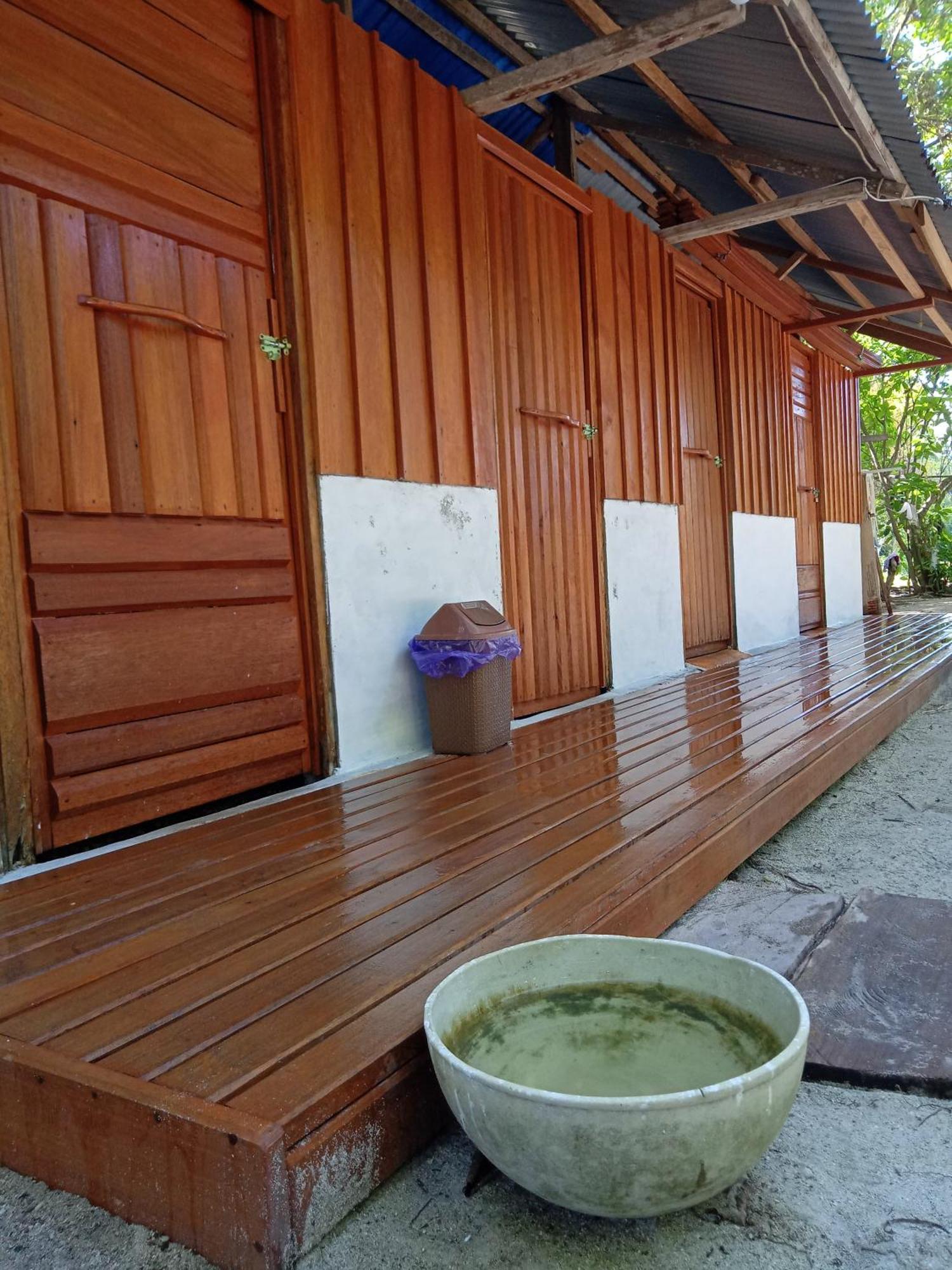Sunset Homestay Besir Esterno foto