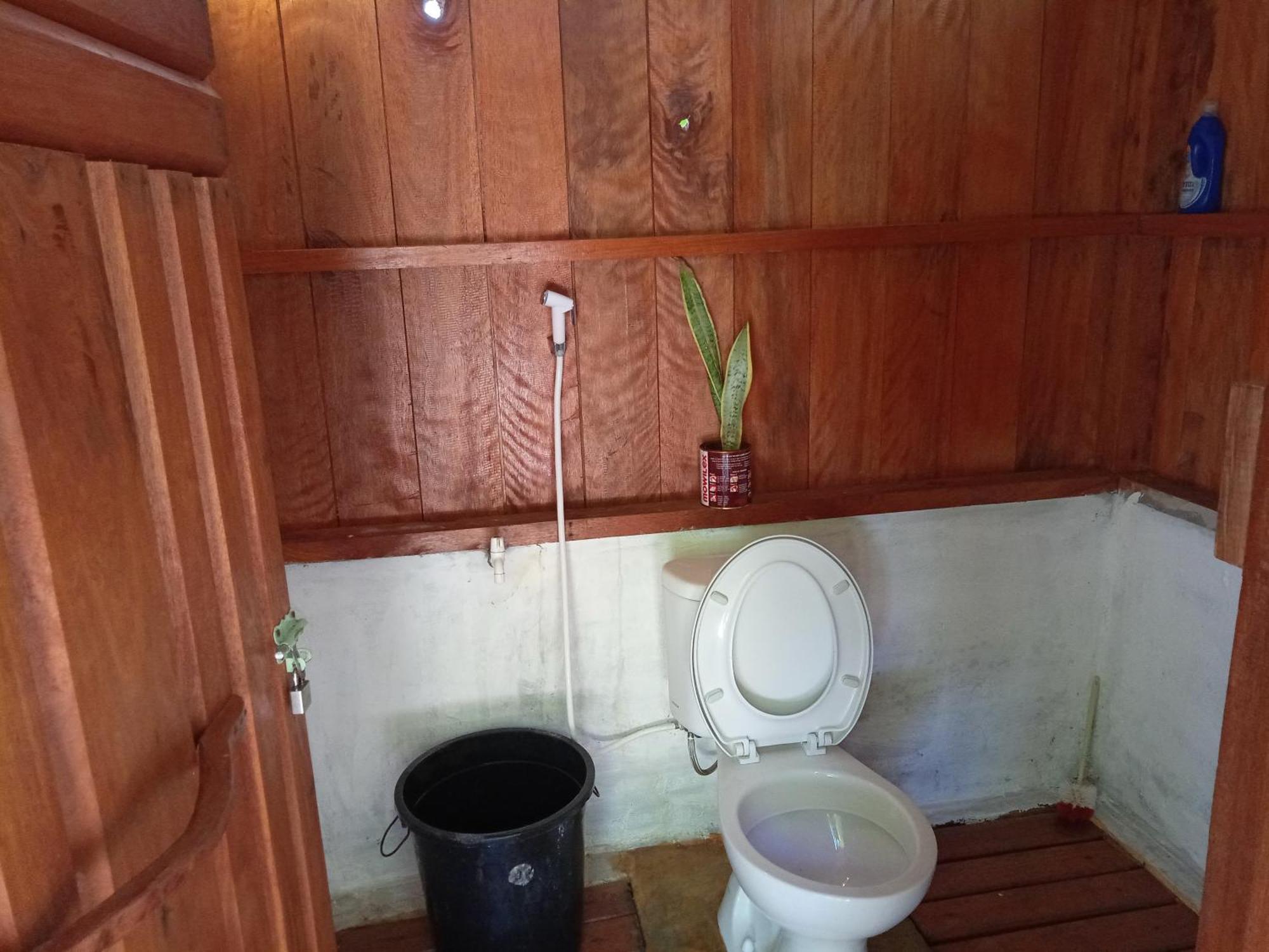 Sunset Homestay Besir Esterno foto