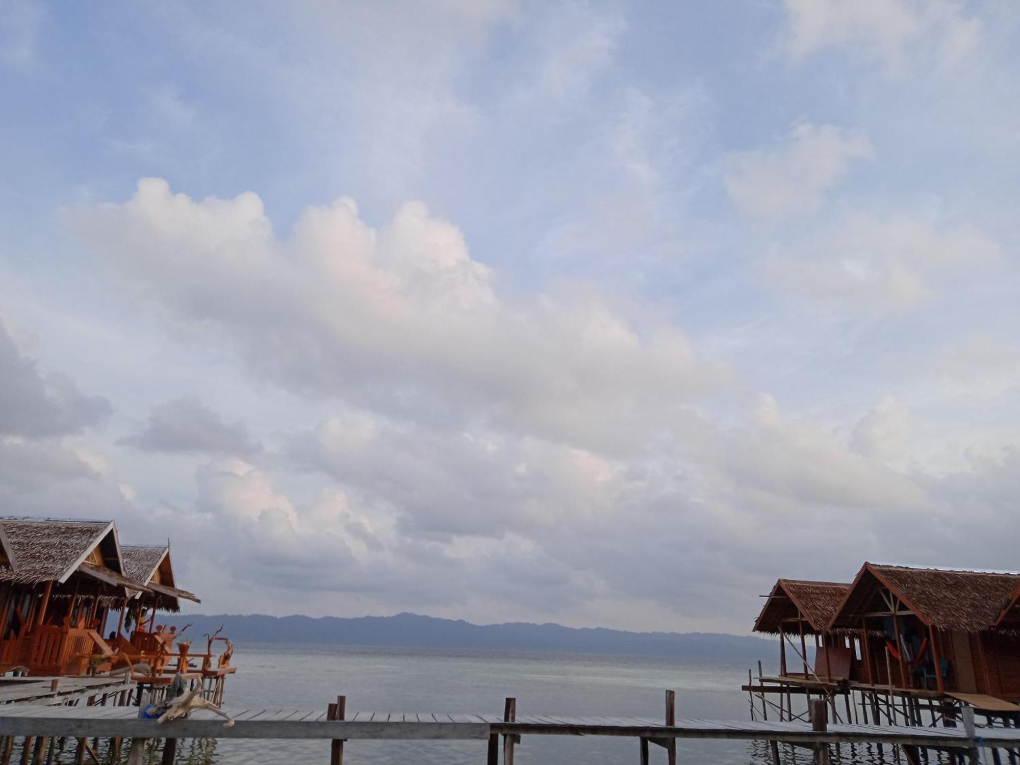 Sunset Homestay Besir Esterno foto