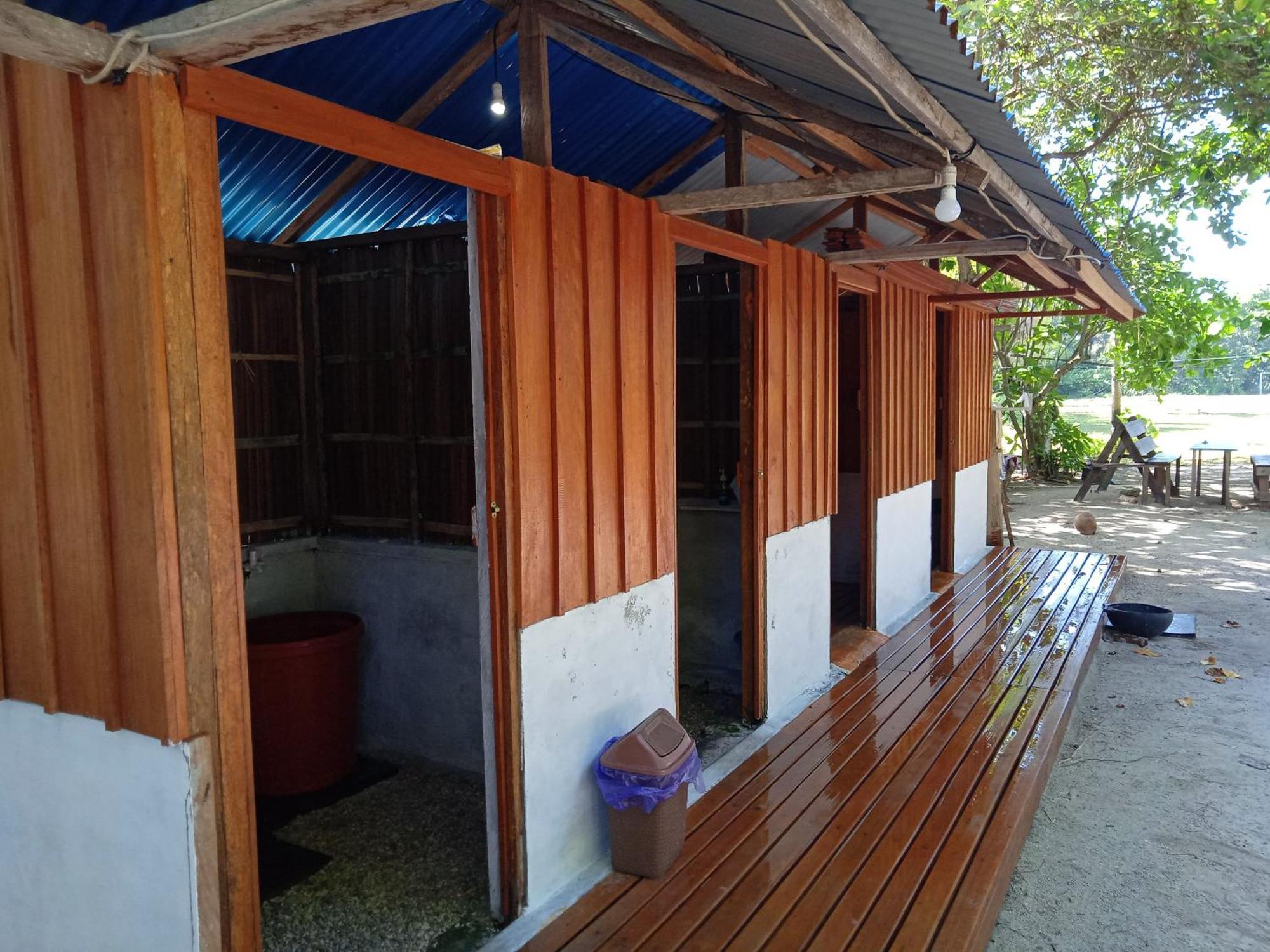 Sunset Homestay Besir Esterno foto